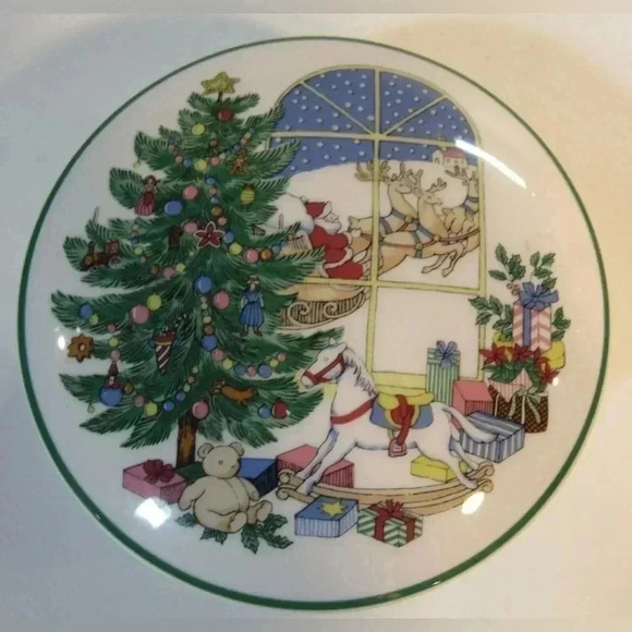 NIKKO Christmas Tree Teddy Bear Covered Candy Trinket Nuts Jewelry Dish - Picture 1 of 8